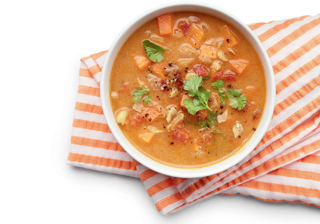10 receitas de sopas proteicas que ajudam a ganhar massa muscular