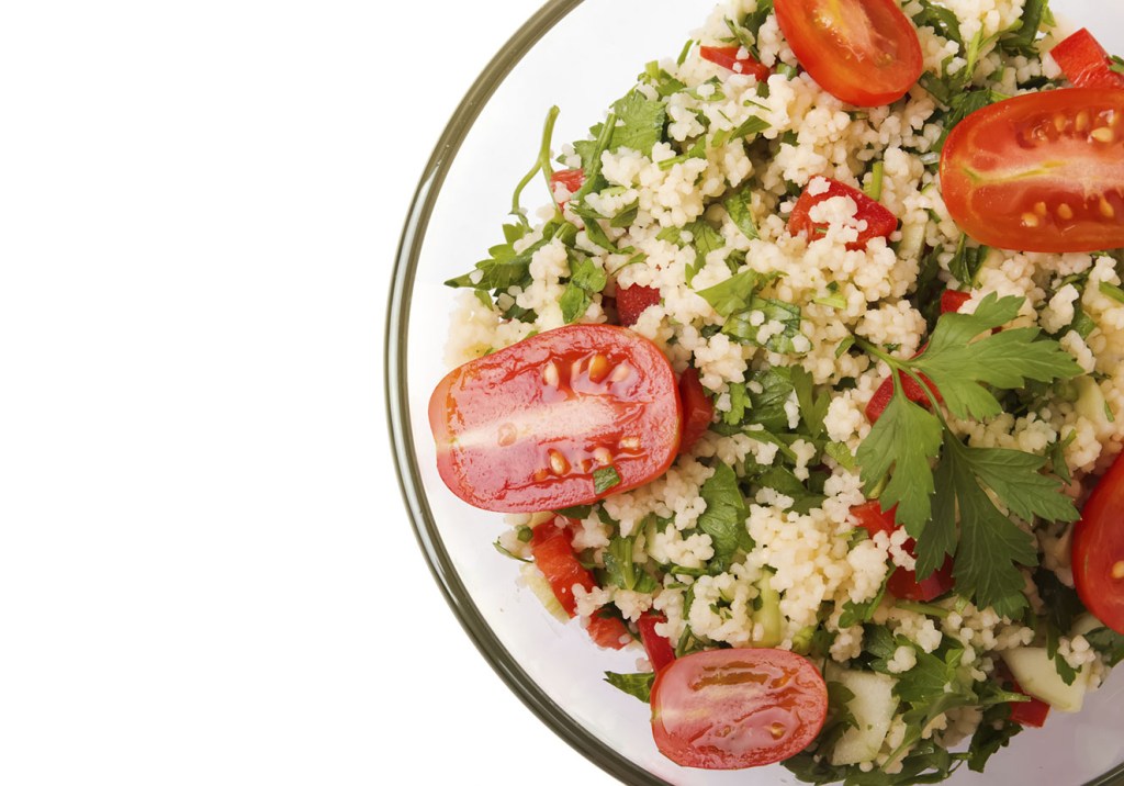 18 receitas proteicas com quinoa para incluir no cardápio