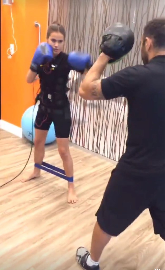 bruna-marquezine-treinando Bruna Marquezine aposta em novidade fitness para definir o corpo