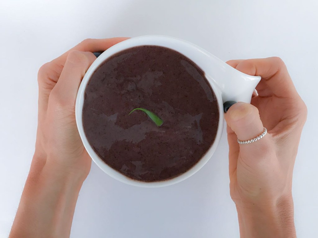 caldo-de-feijao 6 receitas de sopas para o frio