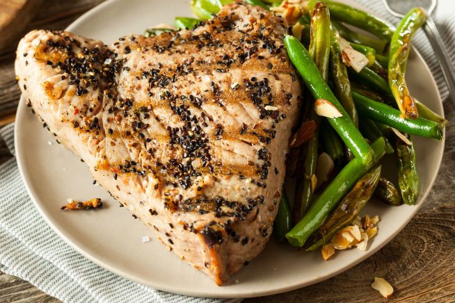 Letícia Spiller: nutricionista conta o que entra no menu da atriz