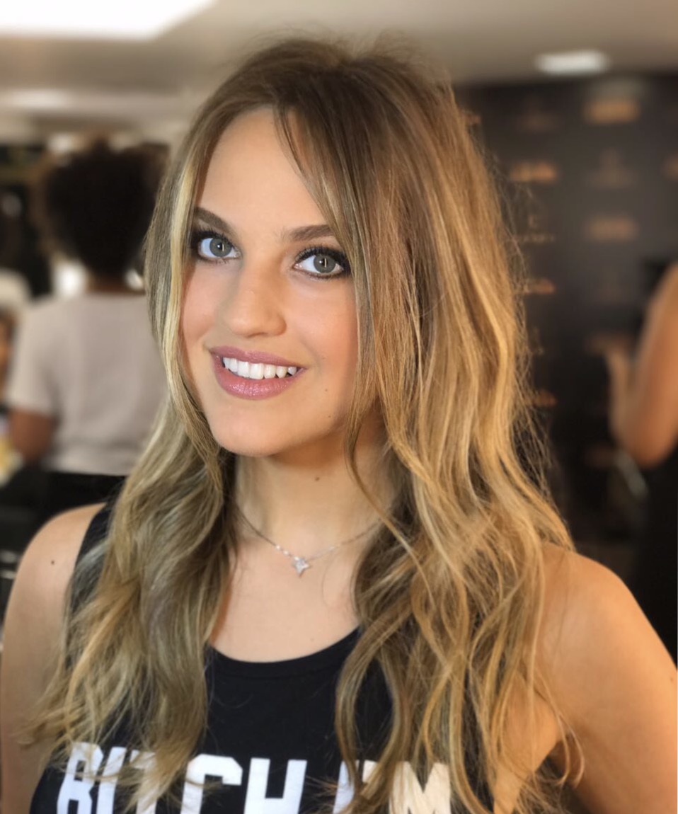 6 cuidados que mulheres com cabelo loiro (ou luzes) precisam ter