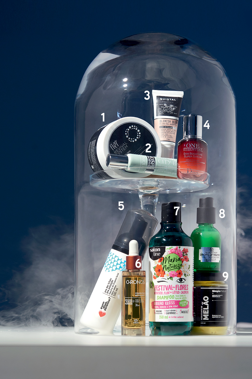 8 produtos de beleza que revertem os danos da polui&ccedil;&atilde;o