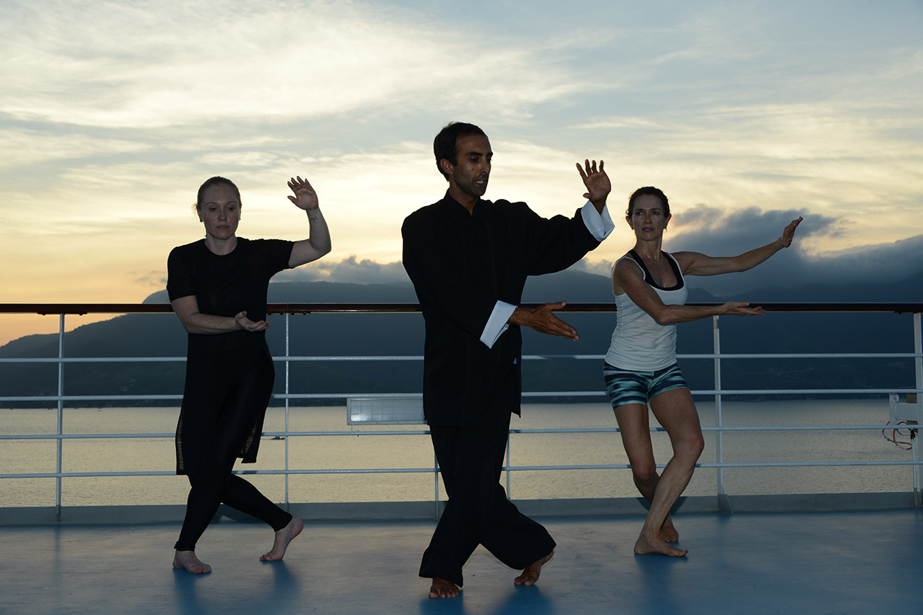 caca-filippini-tai-chi-chuan Cacá Filippini pratica tai chi chuan no cruzeiro