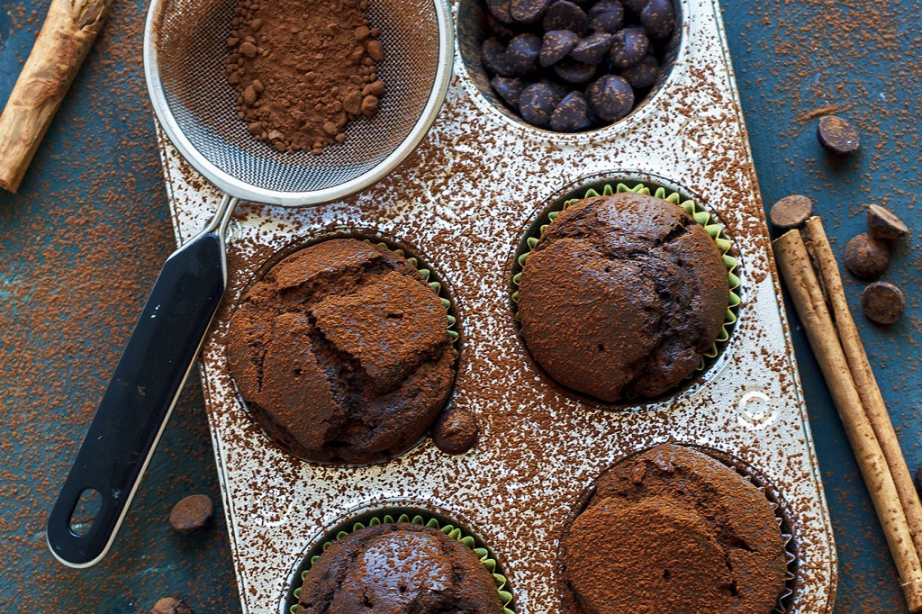muffin-de-chocolate Muffin: 5 receitas práticas e saudáveis para comer durante a semana