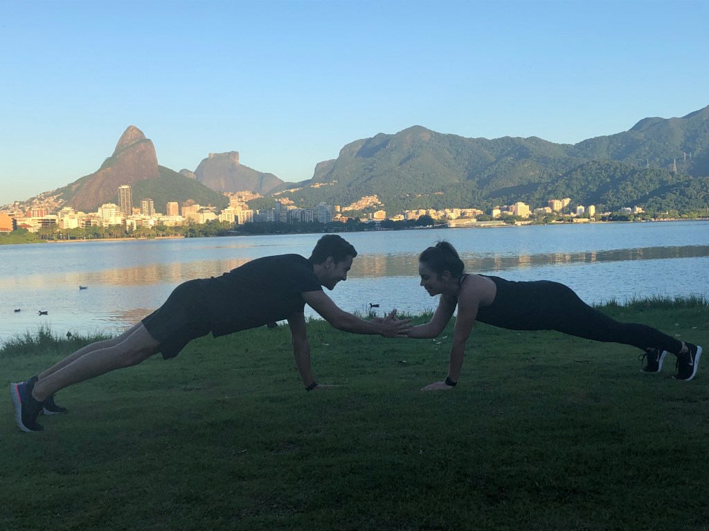 exercício 1b Especial Dia dos Namorados: treino para fazer a dois