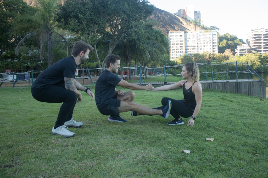 exercício 6 Especial Dia dos Namorados: treino para fazer a dois