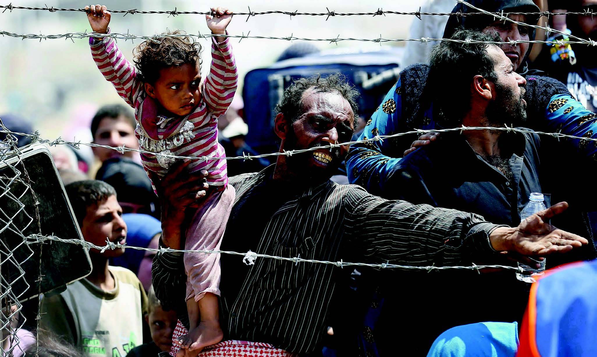 Refugiados em acampamento na fronteira entre a Síria e a Turquia Entenda a guerra civil que devasta a Síria há quase uma década