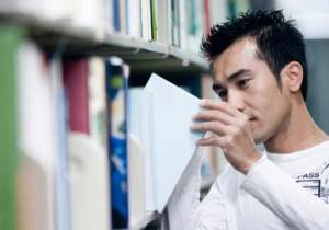 garoto-pesquisa-livro-biblio.jpg garoto-pesquisa-livro-biblio.jpg