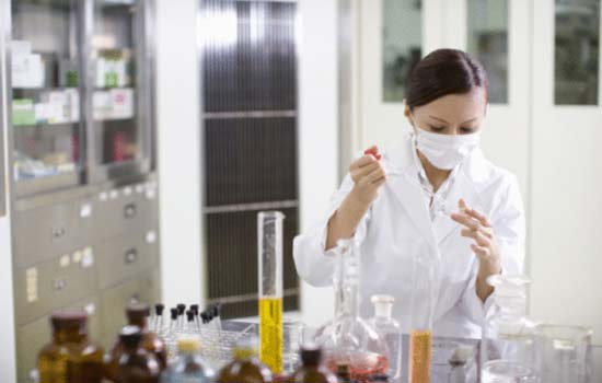 Devo cursar Farm&aacute;cia ou Qu&iacute;mica?
