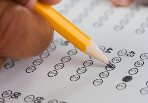 Come&ccedil;a a primeira fase do vestibular da Fuvest 2012