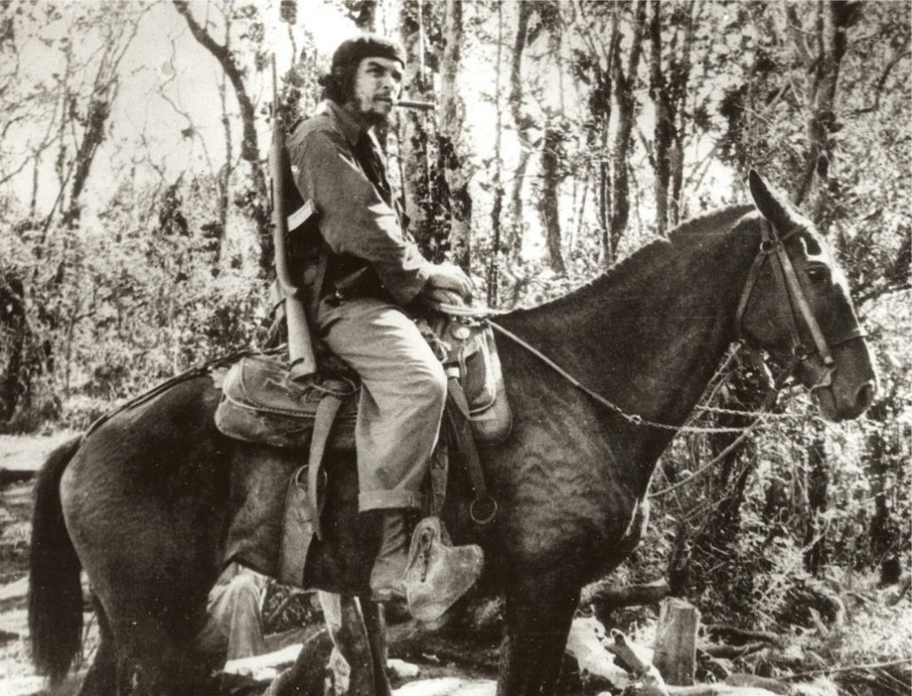 Che Guevara em Las Villas, Cuba, em 1958. Foto: Wikimedia Commons