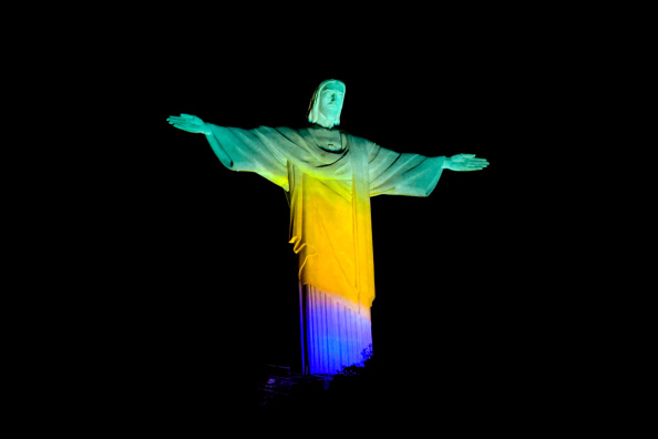 Cristo Redentor iluminado para Olimpíadas