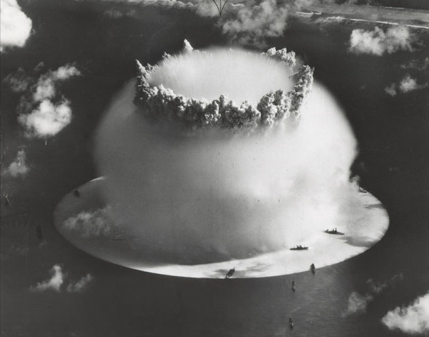 Fotos – e um vídeo – incríveis mostram teste nuclear feito pelos EUA no atol de Bikini