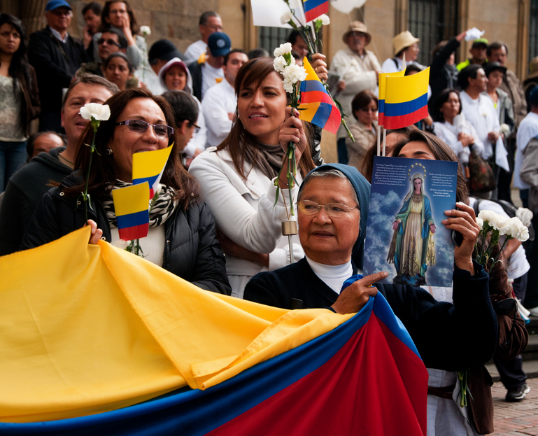Protesto contra as Farc em Bogotá, na Colômbia (imagem: iStock)