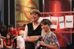 Estude ingl&ecirc;s com programas na TV e no YouTube