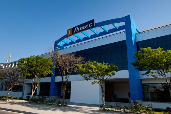 USP e Ibmec-RJ vencem em Administração, Negócios e Serviços