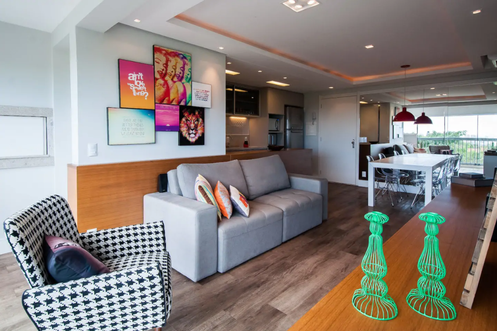 04-airbnb-casacorrs-2018