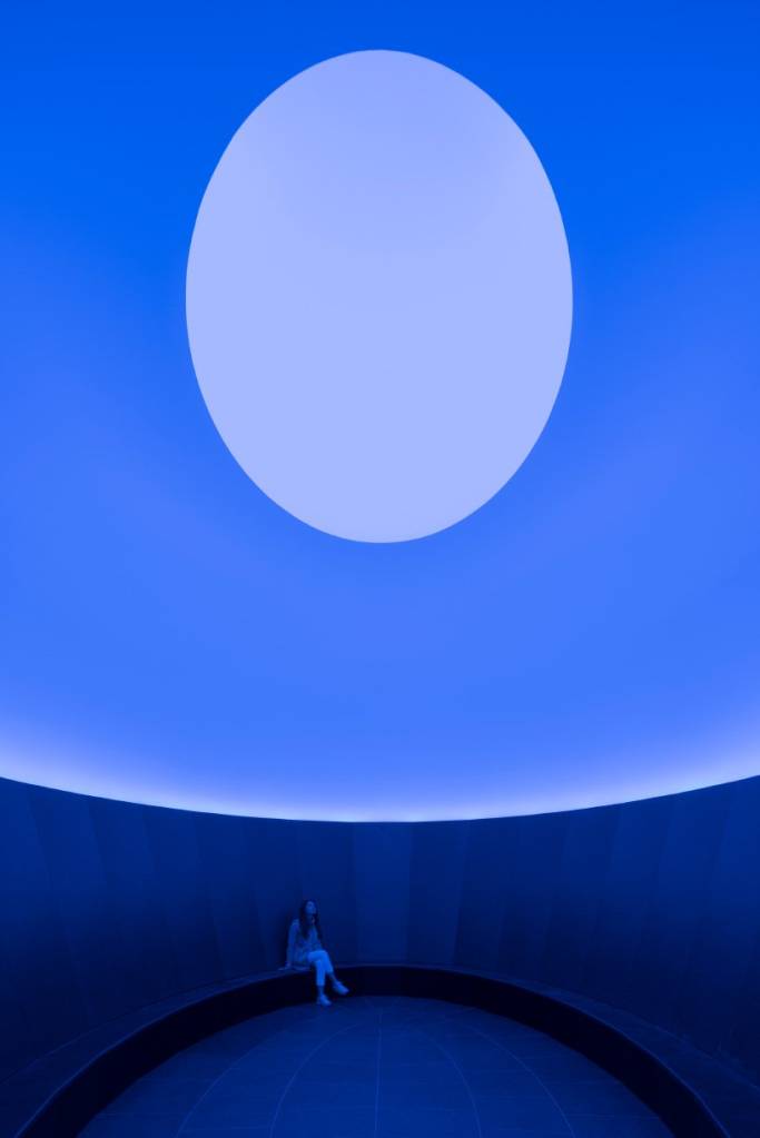 james-turrell-skyspace-lech-austria-designboom-02