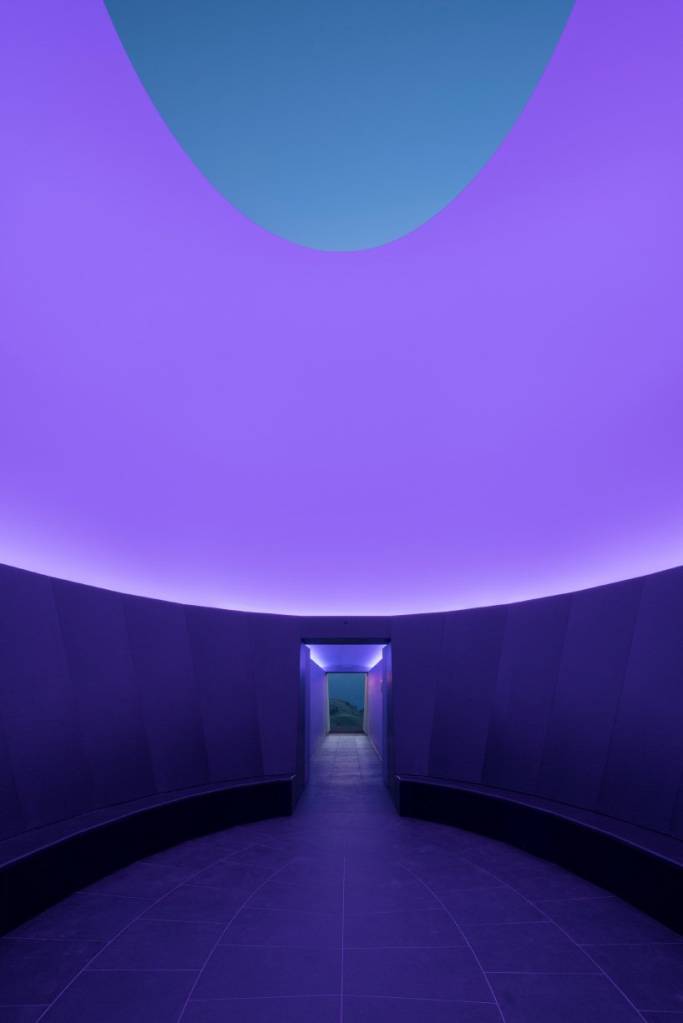 james-turrell-skyspace-lech-austria-designboom-03