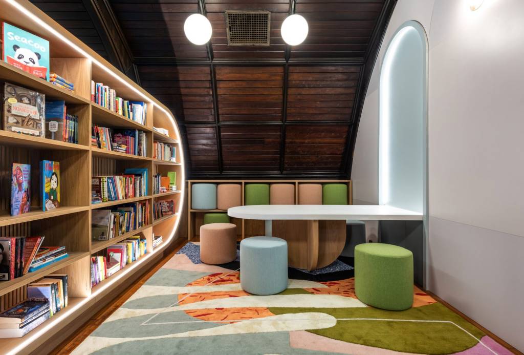 childrens-library-mkca-interiors-new-york-city-usa_dezeen_2364_col_1-1704×1154