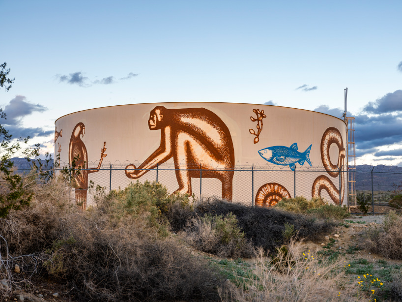 desert-X-installations-designboom-12