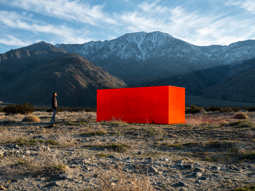 sterling-ruby-specter-desert-x-orange-monolith-art-installation-designboom-9