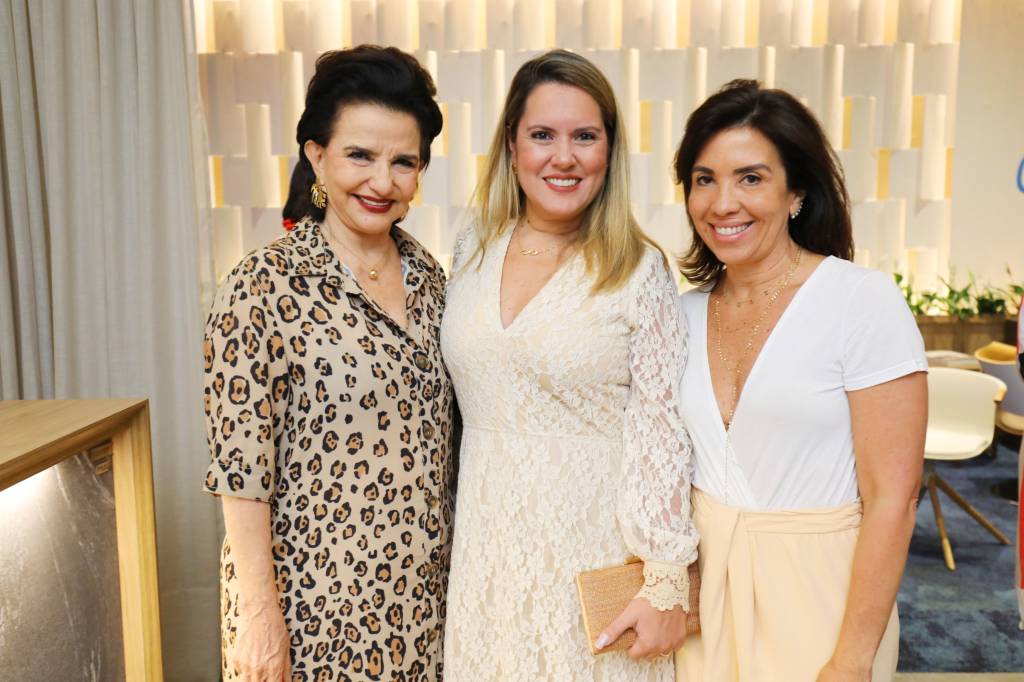 Moema Leão, Paula Mourão e Eliane Martins – crédito César Rebouças Moema Leão, Paula Mourão e Eliane Martins