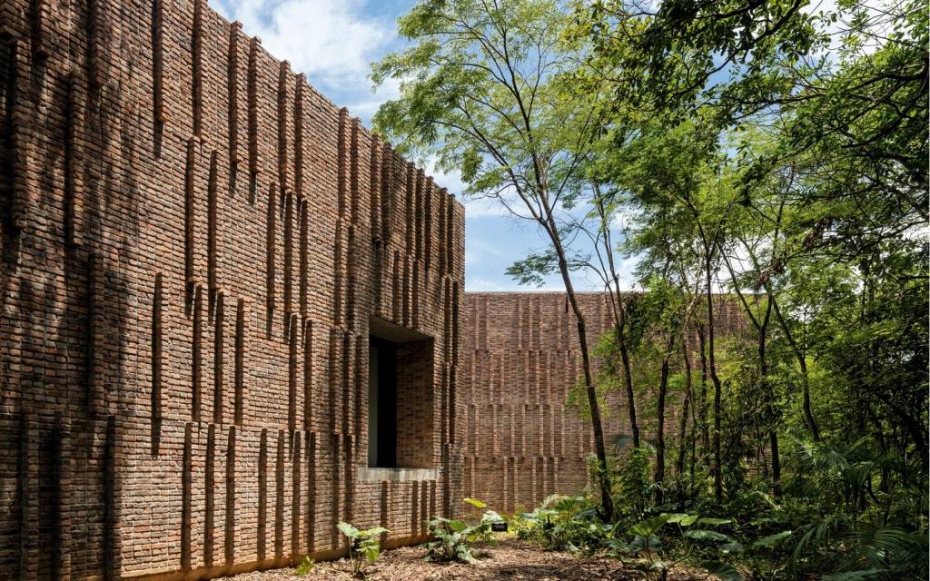 claudia andujar pavilion at inhotim