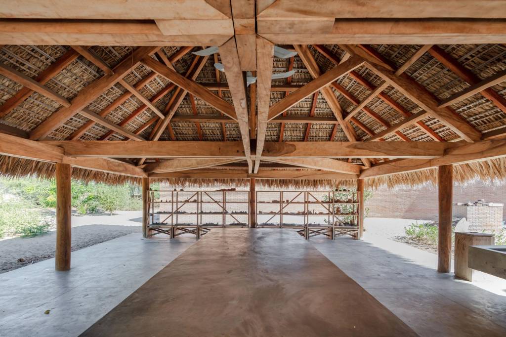 alvaro-siza-pavilhao-05
